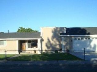 527 S Wehe Ave, Pasco, WA 99301