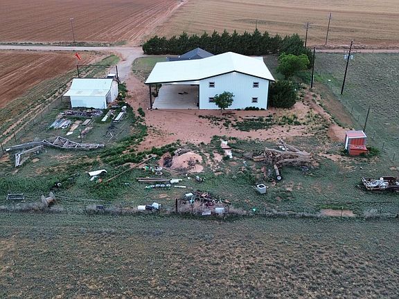 3rd image of 2101 County Road 207