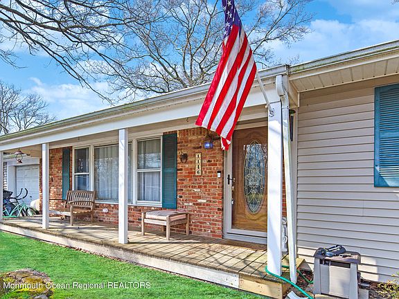 2nd image of 1146 Wake Forest Drive