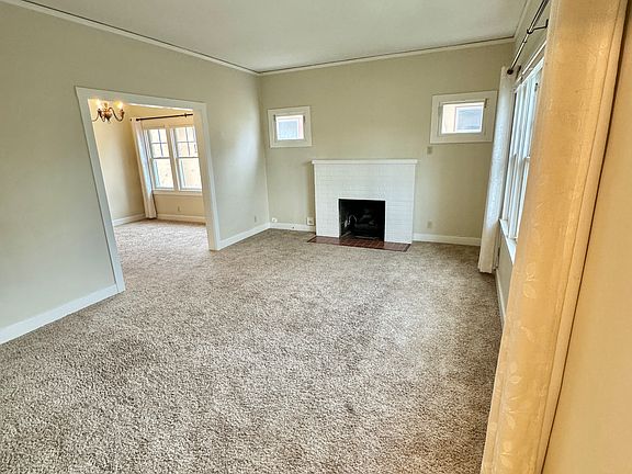 5th image of 1021 33rd St #1021