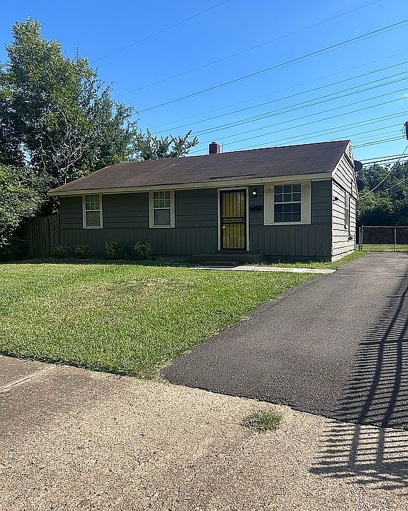 1st image of 2867 Brewer Ave