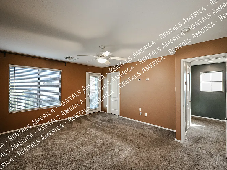 2614 W Florentine Rd — Photo 31