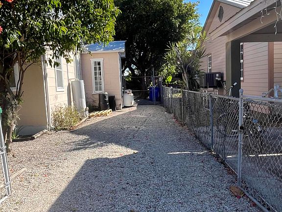 2nd image of 2412 Patterson Ave