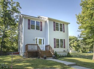1 Redwood Dr, Fairhaven, MA 02719