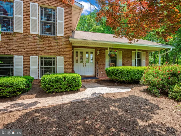 2439 Braddock Rd, Mount Airy, MD 21771