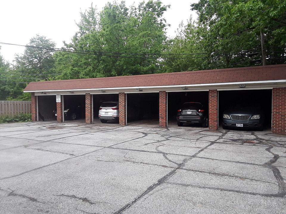 E 222nd St Townhouses 14401450 E 222nd St Euclid, OH Zillow