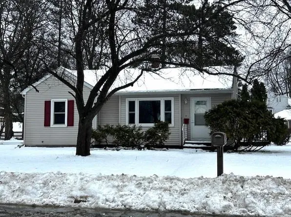 905 Harrison Street, Black River Falls, WI 54615