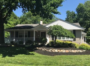 14 Deerwood Dr, New City, NY 10956