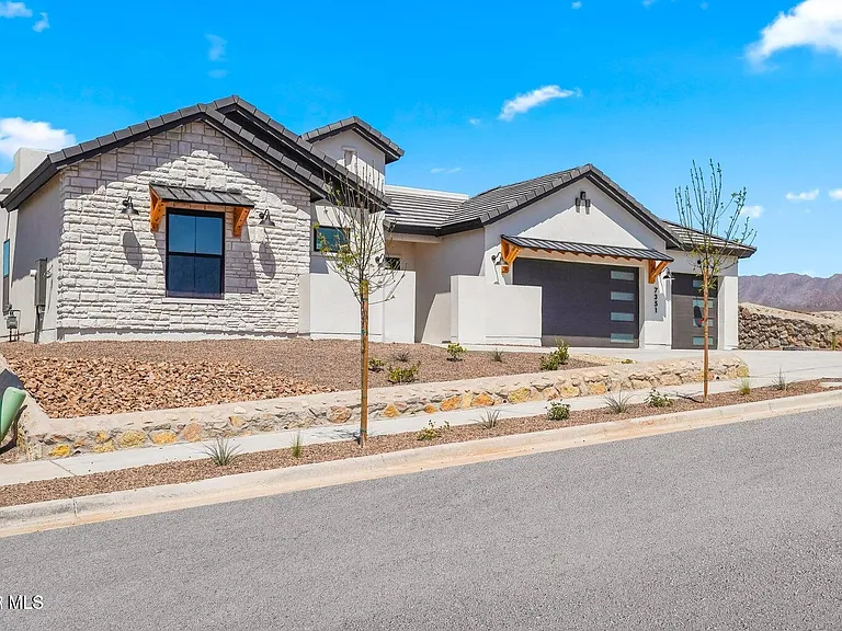 7305 Cimarron Rim Dr — Photo 2