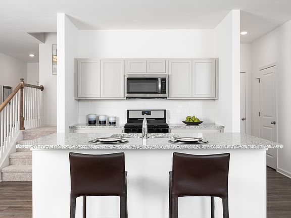 3678 Hester Street 46B Elevation Image 4