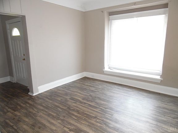 3rd image of 4747 Howard Ave