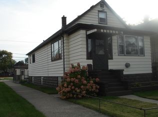 301 153rd Pl, Calumet City, IL