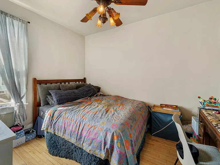 609 E Russell Ave — Photo 7