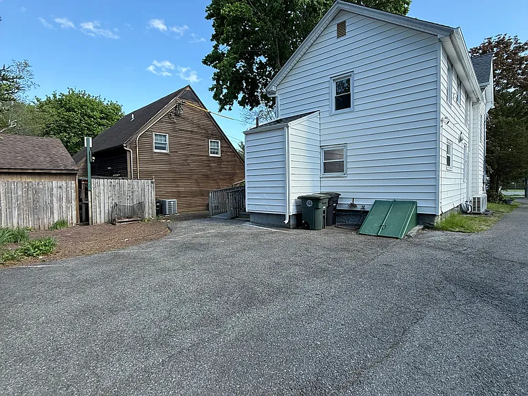 96 W Main St — Photo 26