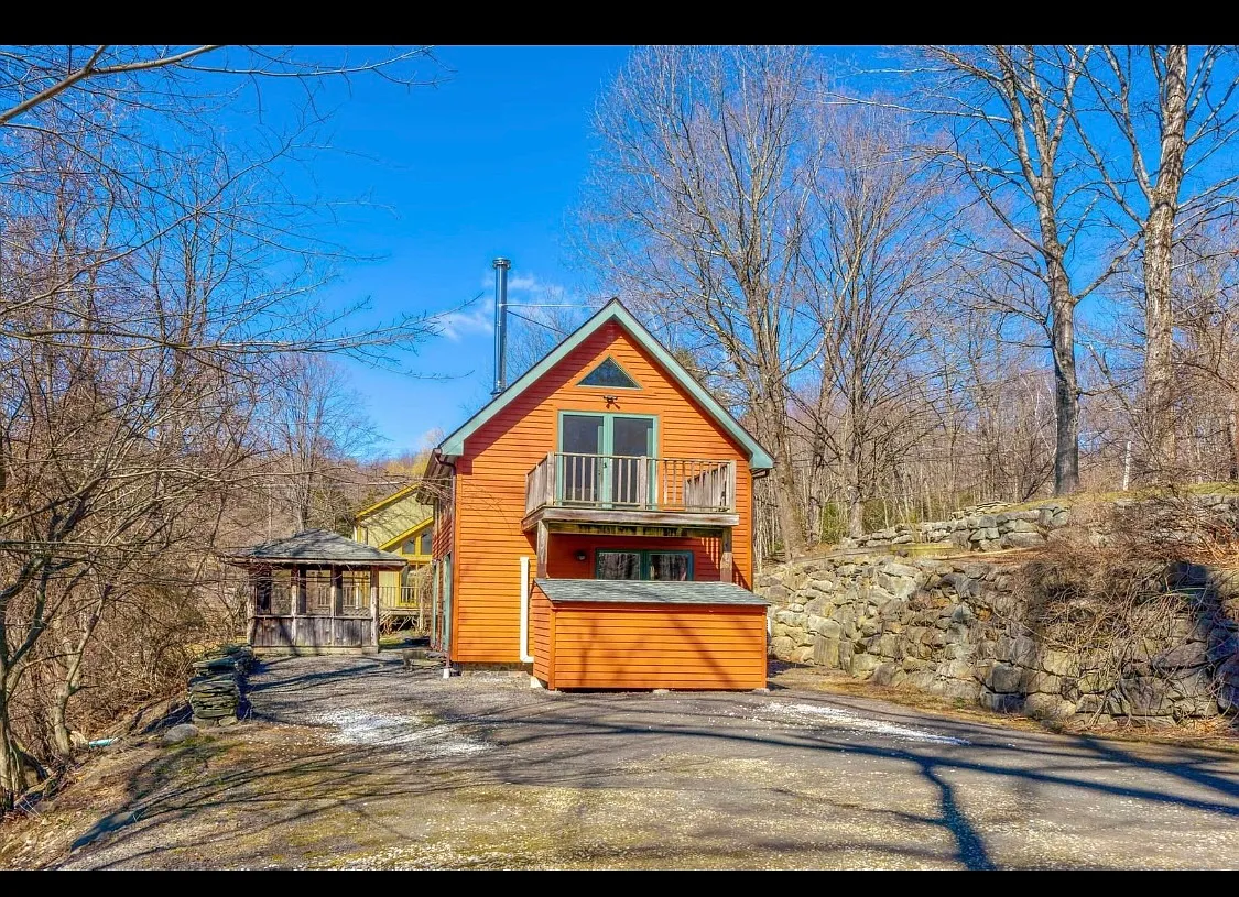 1 bed, 900 sqft, $2,100 — Photo 2