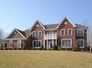 51 Sachem Dr, Shelton, CT 06484