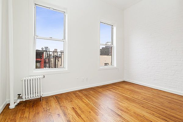 1st image of 156 E 2nd St #14S