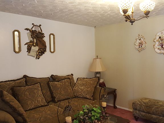 5th image of 1352 W Sedgefield Dr