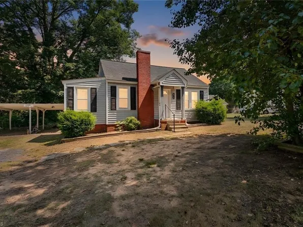 238 Underwood St, Asheboro, NC 27203
