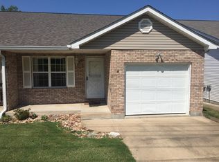 1121 Bieker Rd, Washington, MO 63090