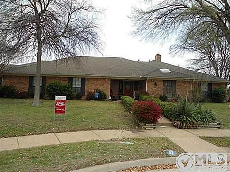 2nd image of 6520 Geneseo Cir