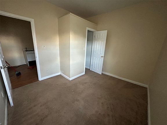 5th image of 2 Mill St APT 2