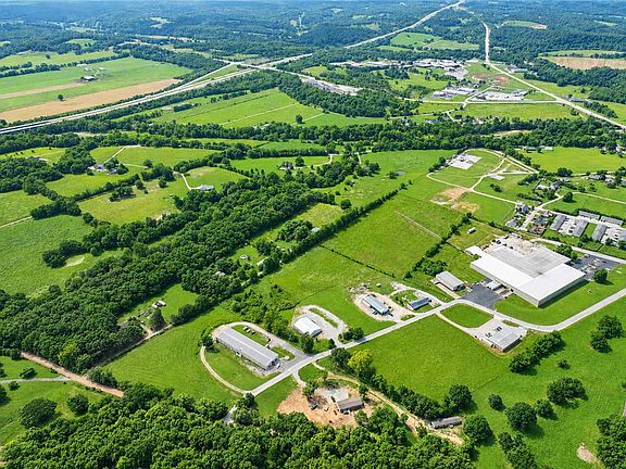 4th image of 723 Industrial Park Dr