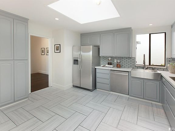 3rd image of 82 Malta Dr