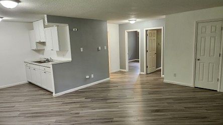 1st image of 400 N Westridge Dr #10