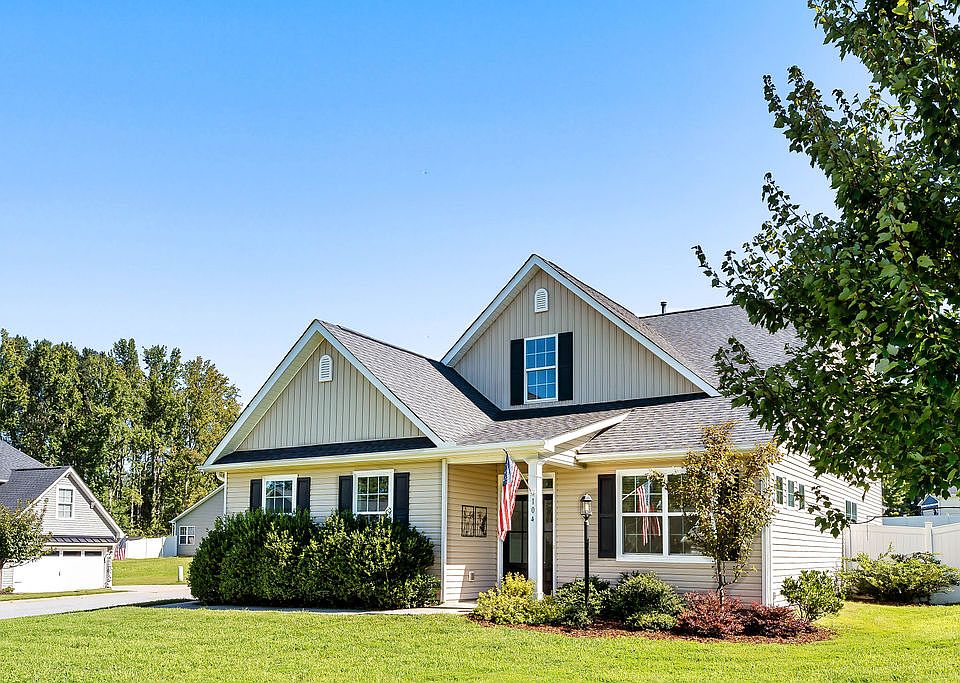 1st image of 104 Arbor Woods Ln