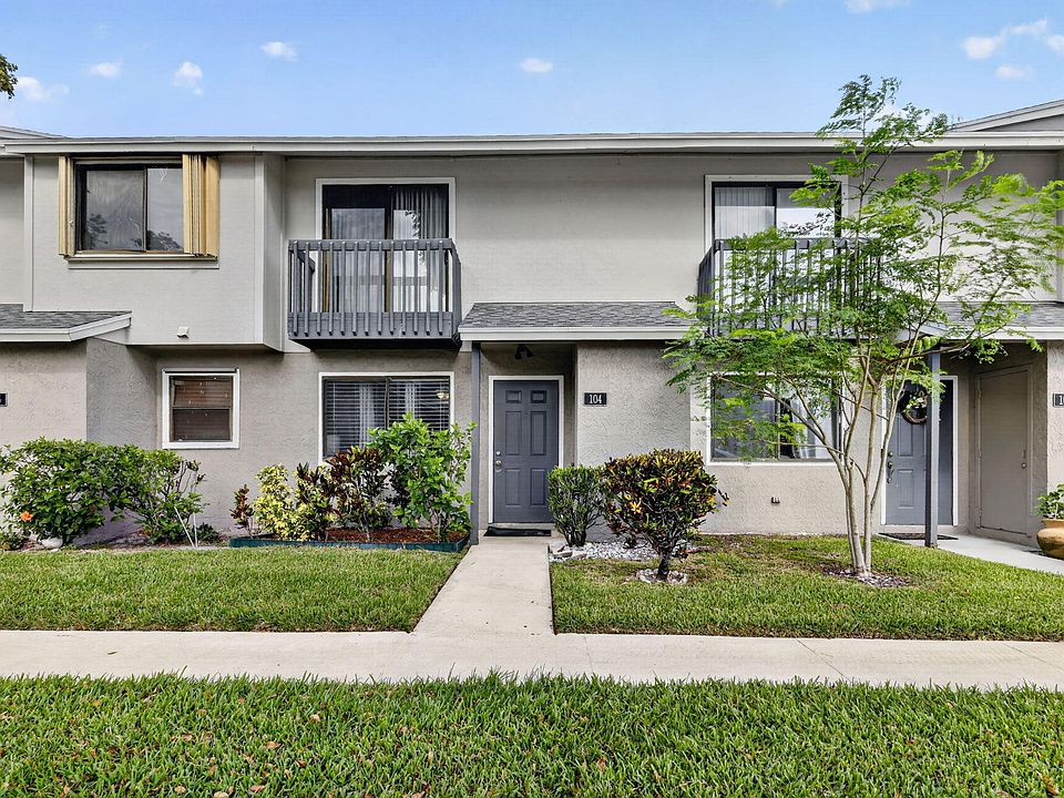 1st image of 104 Shoreview Drive #104