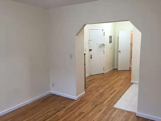 Rented by Luxury Property Group | media 7