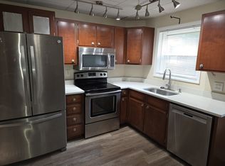 2 Hermitage Ln #1, Worcester, MA 01605