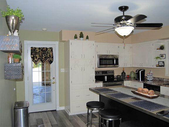4th image of 545 Winding Way