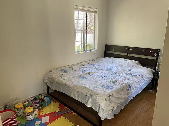 4th image of 21742 Olive Ave