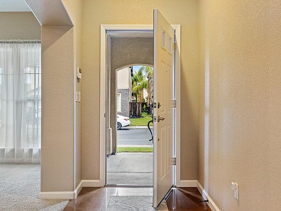 5th image of 1823 Piedmont Dr