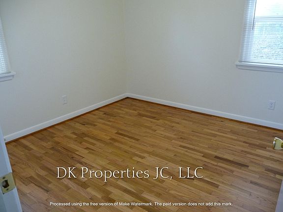 5th image of 1180 Laurel St