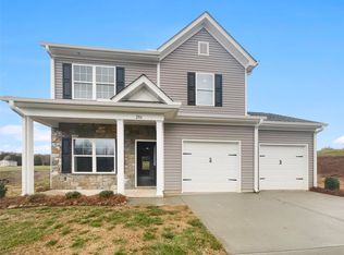 206 Doe Ridge Dr, Cleveland, NC 27013