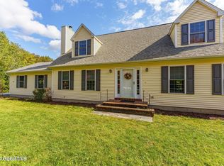 266 Rabie Rd, Averill Park, NY 12018