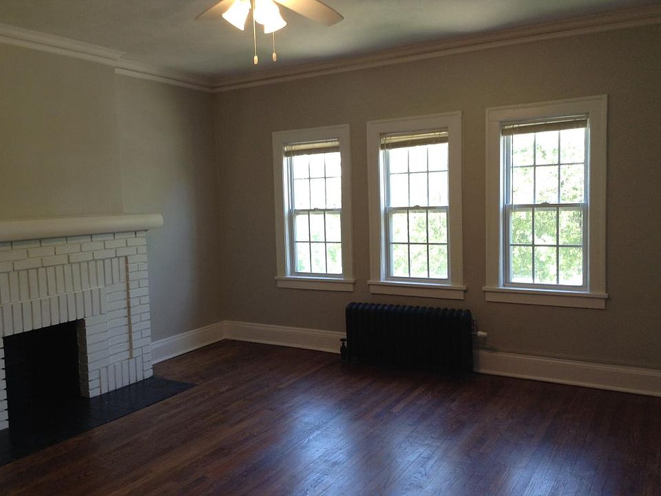 1st image of 2630 N Moreland Blvd APT 8