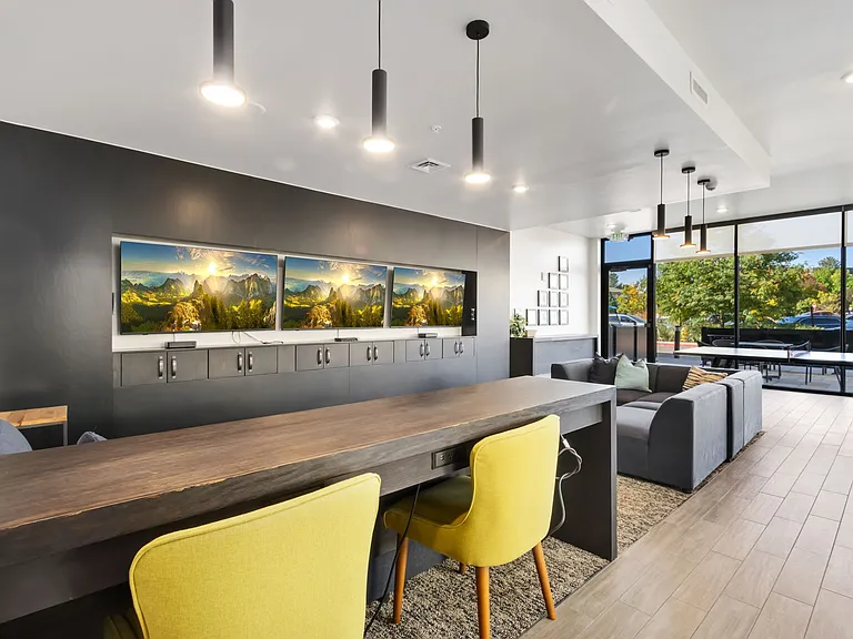 Cycle Apartments — Photo 22