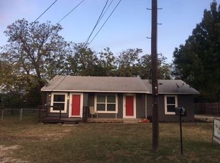 1002 N Church St, Decatur, TX 76234