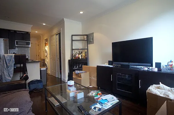 Rented by Citi Habitats | media 9