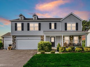 312 E 130th Ave, Crown Point, IN 46307