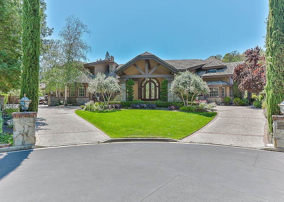 1st image of 125 Red Alder Ct
