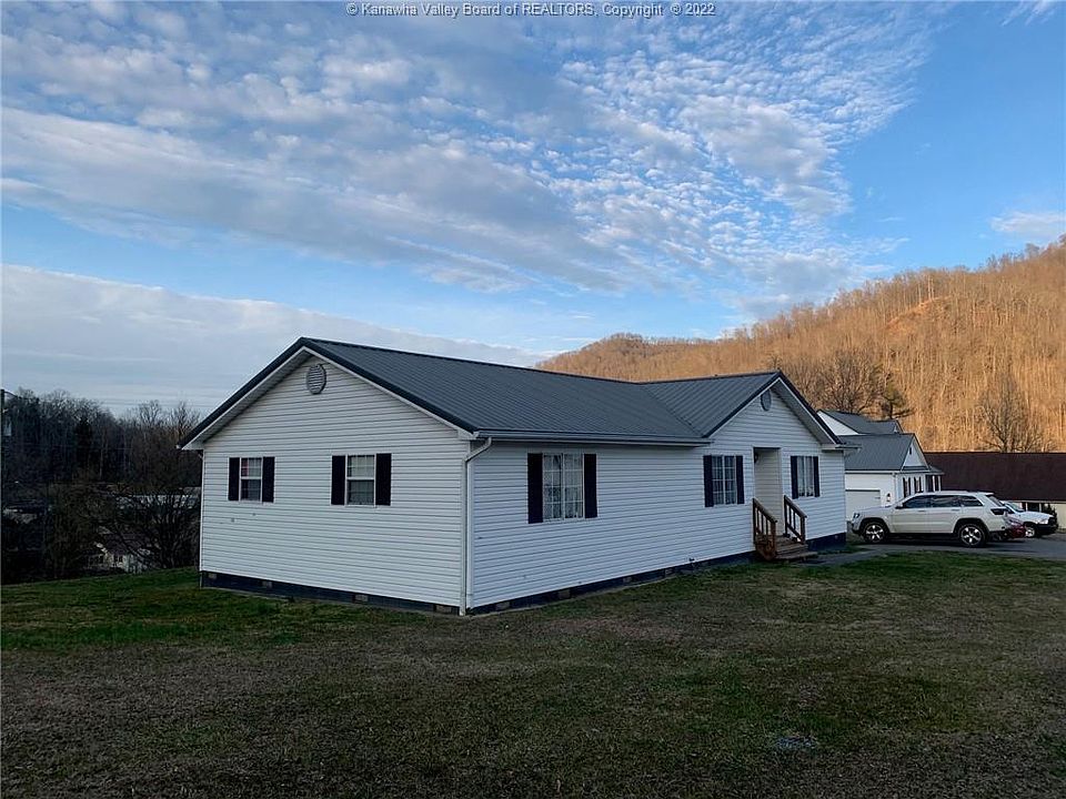 1st image of 155 Cindy Ln