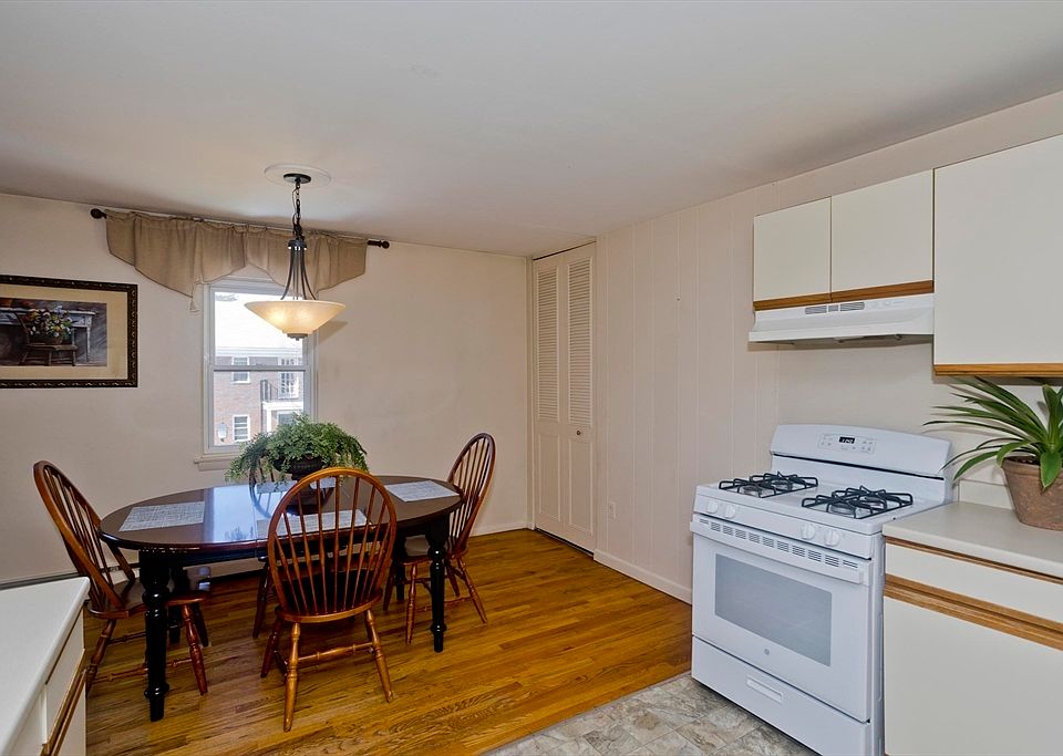 1st image of 34 Regency Park Dr Unit 34