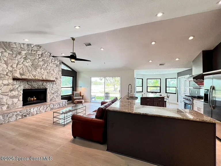 740 Kerry Downs Cir — Photo 4