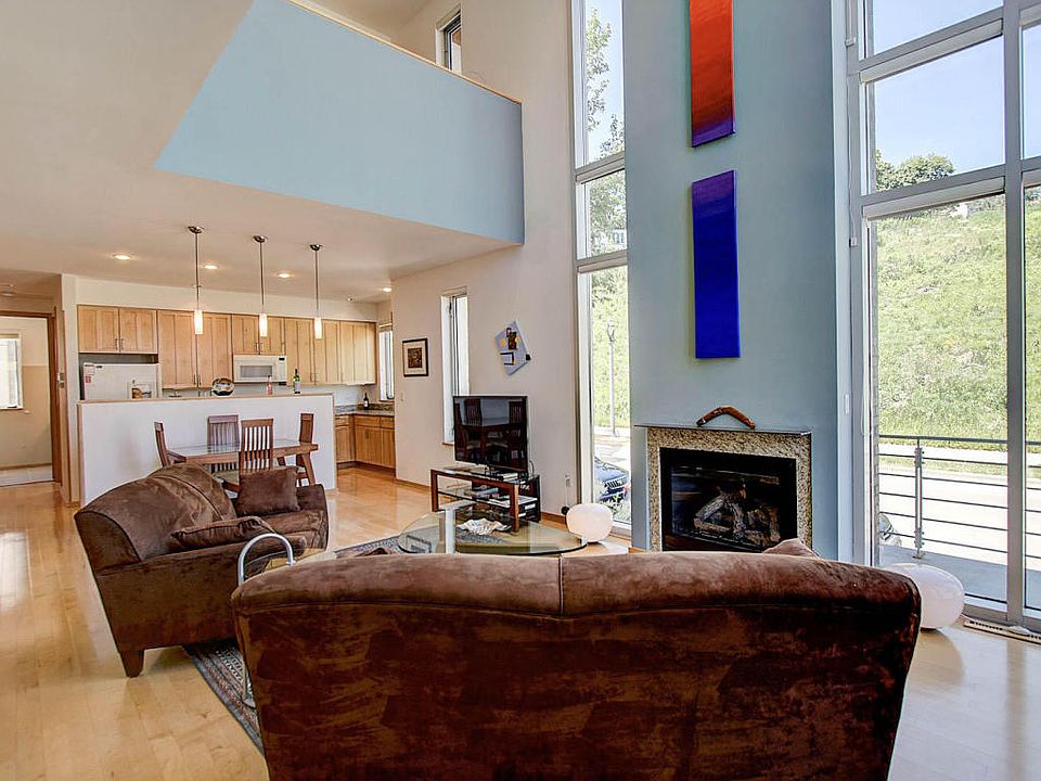 1st image of 1931 N Pierce St #16