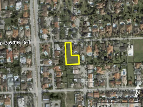 13600 SW 36th St, Miami, FL 33175